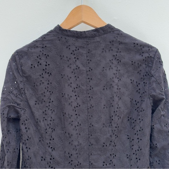 Lauren Ralph Lauren Eyelet Button Up Blouse Black Size 8 Ruffle Floral Classic - Picture 7 of 10